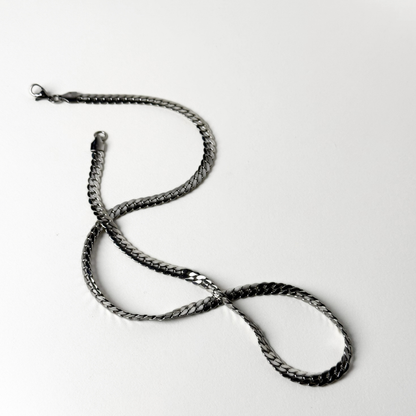 Round Stainless Steal Necklace With Free Delivery